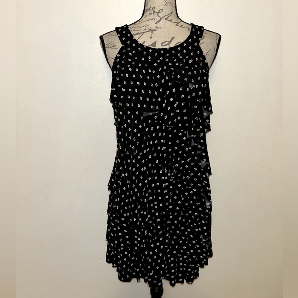 White House Black Market Black Sleeveless Mini Dress with White Geometric Print